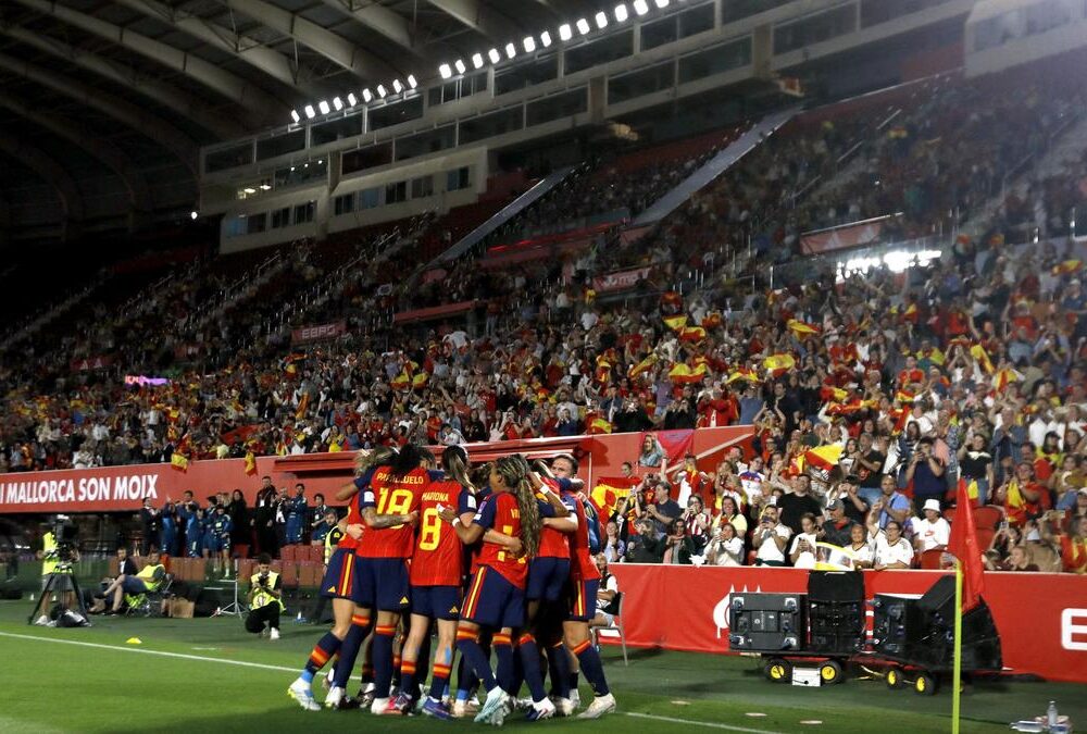 Spain thrash England 4-0, Germany qualify for Women's World Cup finals